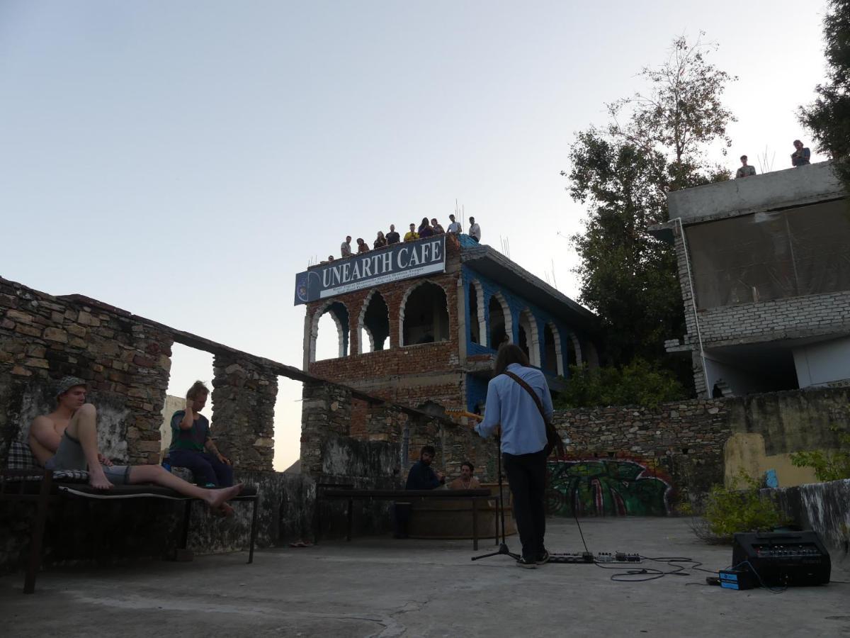 12 Monks Backpackers Community Hostel Пушкар Екстериор снимка