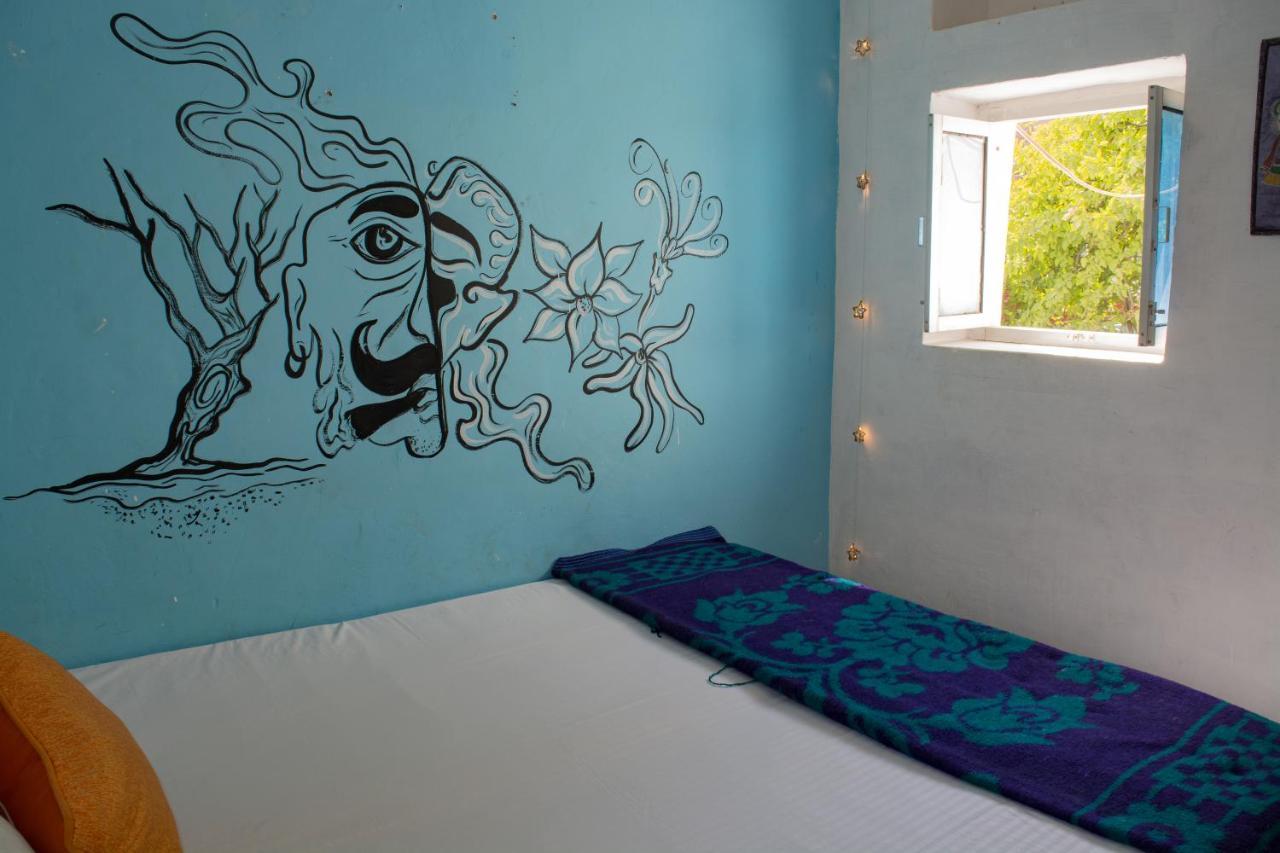 12 Monks Backpackers Community Hostel Пушкар Екстериор снимка